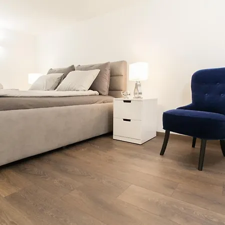 Stylish Loft With Finnish Sauna * 布达佩斯